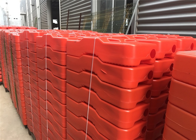 HDPE temporary fencing base 43mm available any color orange blue and violet all molding design UV 10 level 3