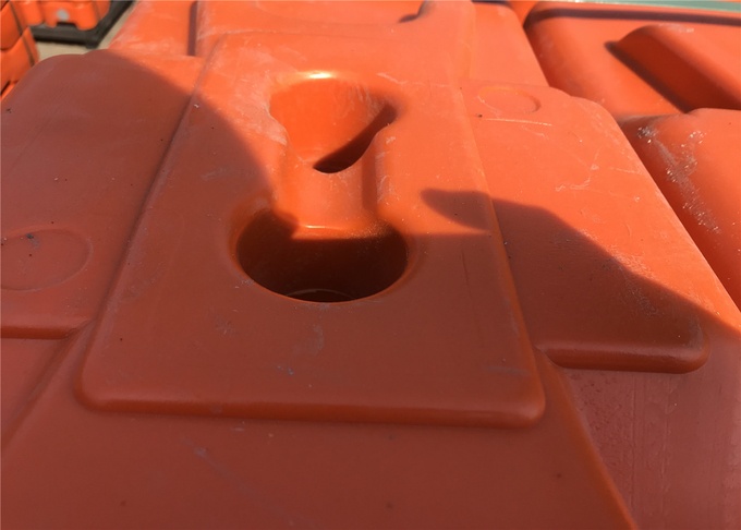 HDPE temporary fencing base 43mm available any color orange blue and violet all molding design UV 10 level 4